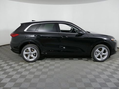 New 2025 Audi Q5 Premium Plus image 2