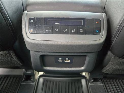 Used 2025 Nissan Pathfinder Rock Creek AWD/4WD image 17