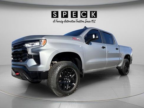Used 2025 Chevrolet Silverado 1500 LT Trail Boss w/ Convenience Package II AWD/4WD image 1