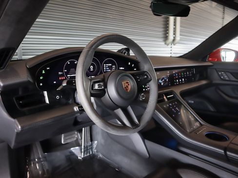 Used 2024 Porsche Taycan GTS image 4