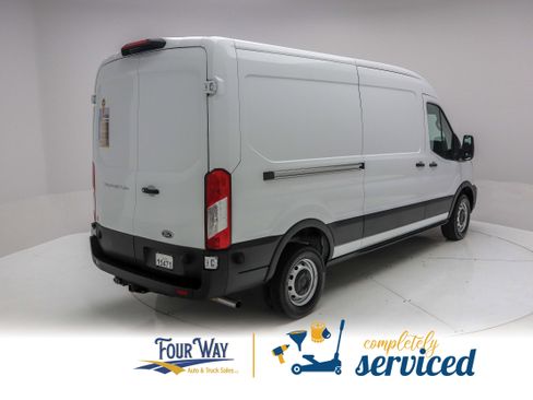 Used 2024 Ford Transit 250 148 Medium Roof RWD image 4