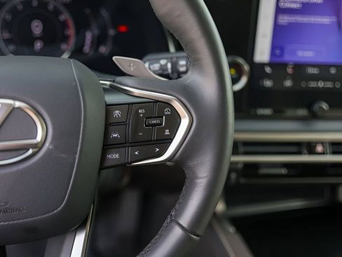 Used 2024 Lexus RX 350 FWD w/ Technology Package image 13