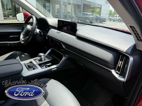 Used 2025 MAZDA CX-90 3.3 Turbo w/ Preferred Package AWD/4WD image 12