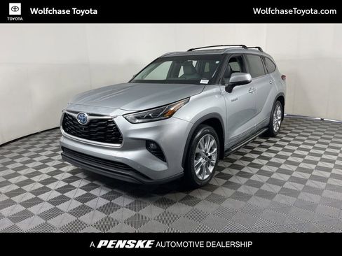 Used 2021 Toyota Highlander Limited image 1