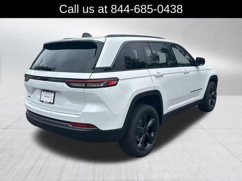 New 2026 Jeep Grand Cherokee Limited AWD/4WD image 5