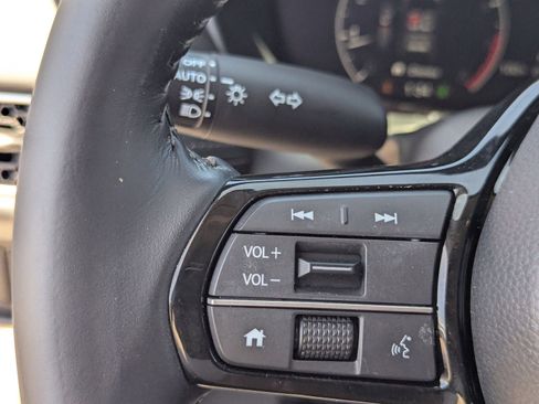 Used 2026 Honda HR-V EX-L image 28