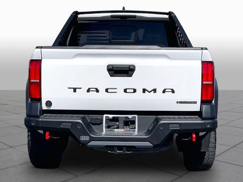 Used 2024 Toyota Tacoma 4x4 Double Cab Hybrid image 5