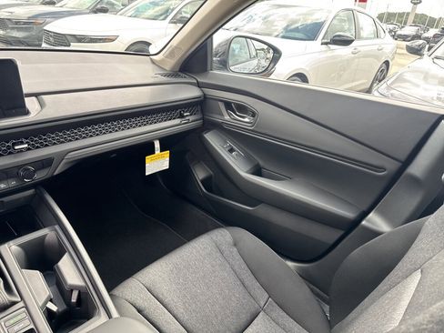 New 2026 Honda Accord SE image 8