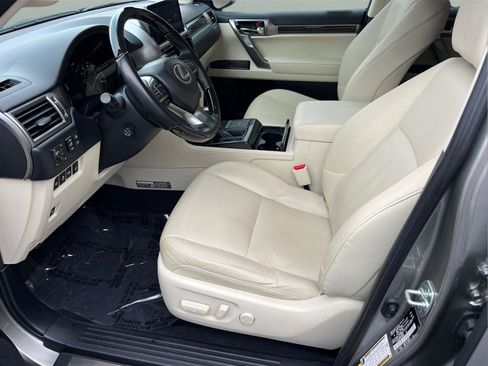 Certified 2023 Lexus GX 460 Luxury w/ Accessory Package image 10