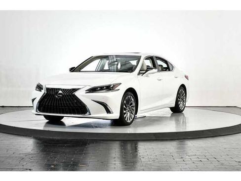 Certified 2024 Lexus ES 300h Ultra Luxury w/ Accessory Package (Z2) image 1