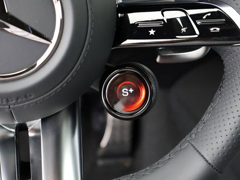 New 2025 Mercedes-Benz S 63 AMG S image 36