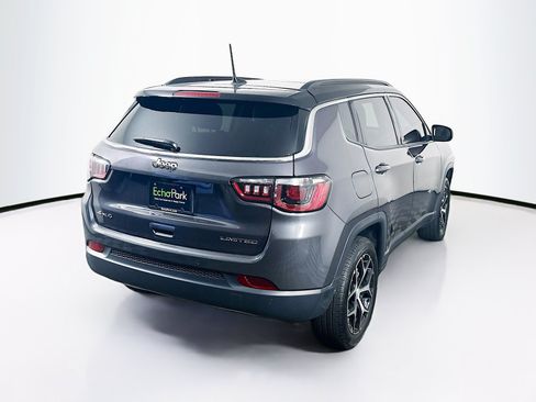 Used 2024 Jeep Compass Limited w/ Sun and Sound Group AWD/4WD image 9