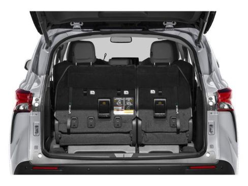Used 2022 Toyota Sienna XLE w/ XLE Plus Package AWD/4WD image 14