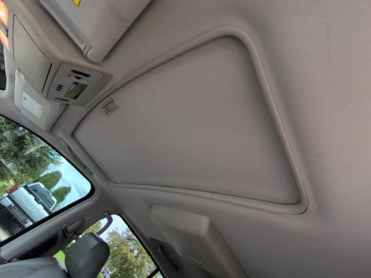 Used 2006 Nissan Armada LE w/ (U06) Technology Pkg (LE) RWD image 20