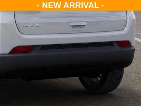 Used 2026 Jeep Compass Limited w/ Sun, Sound & Navigation Group AWD/4WD image 13