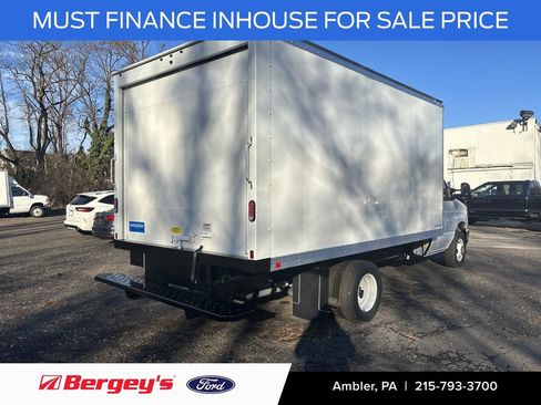 New 2024 Ford E-450 and Econoline 450 Super Duty w/ Power Windows & Locks Group image 5