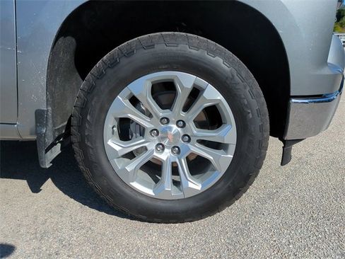 Certified 2024 Chevrolet Silverado 1500 LTZ image 11