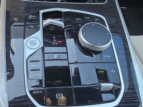 New 2026 BMW X7 xDrive40i w/ M Sport Package image 24