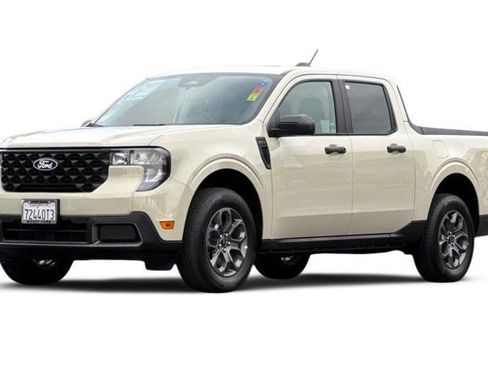 Used 2025 Ford Maverick XLT w/ Equipment Group 302A image 1