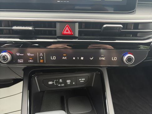 Used 2026 Kia K5 GT FWD image 27