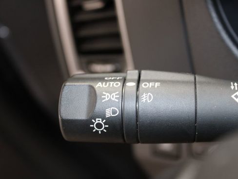 Used 2023 Nissan Frontier SV w/ SV Convenience Package AWD/4WD image 45