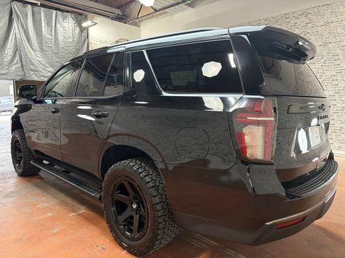 Used 2021 Chevrolet Tahoe Z71 w/ Z71 Signature Package AWD/4WD image 5