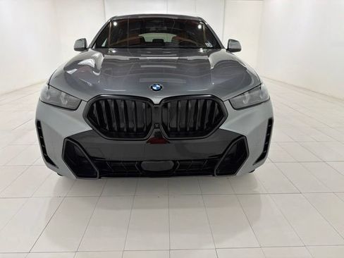 Certified 2024 BMW X6 xDrive40i w/ Premium Package AWD/4WD image 8