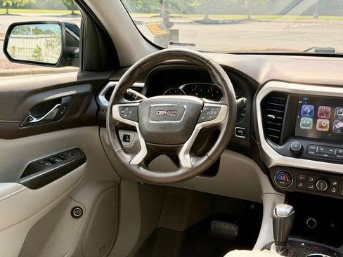 Used 2019 GMC Acadia SLT FWD image 20