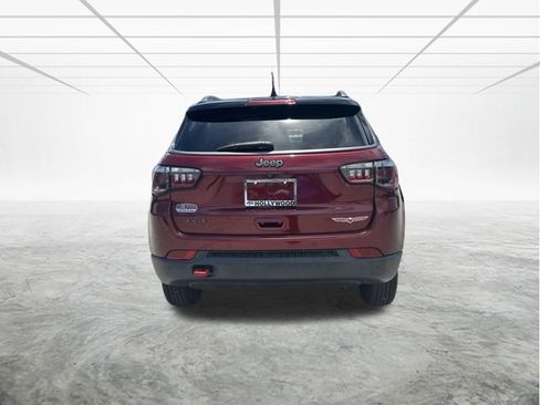 Used 2021 Jeep Compass Trailhawk AWD/4WD image 5