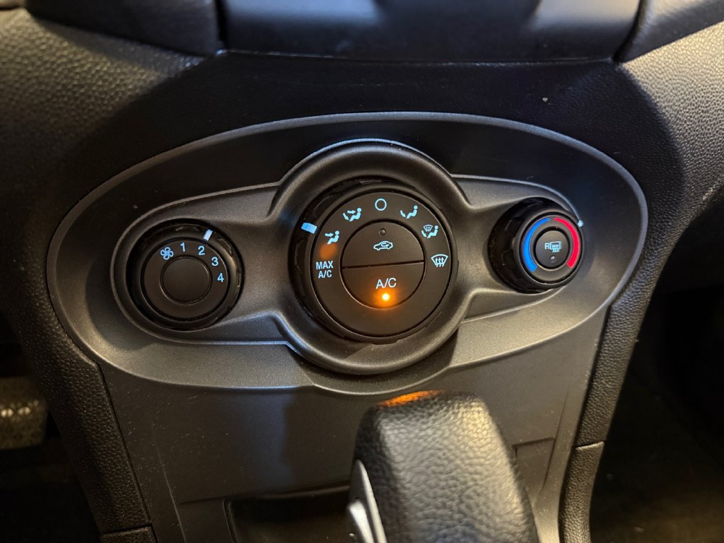 Used 2014 Ford Fiesta S FWD image 24