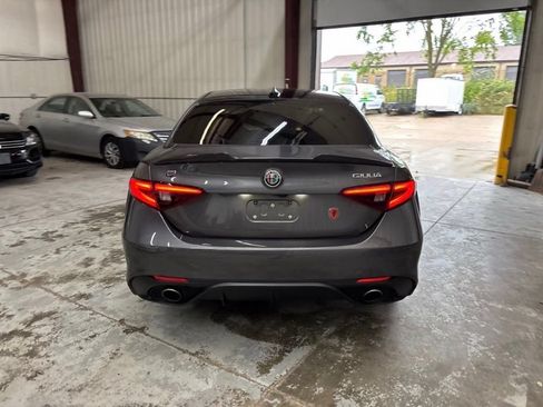 Used 2020 Alfa Romeo Giulia AWD w/ Quick Order Package 22J Sport image 6