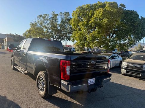 Used 2022 Ford F250 XL w/ STX Appearance Package RWD image 4