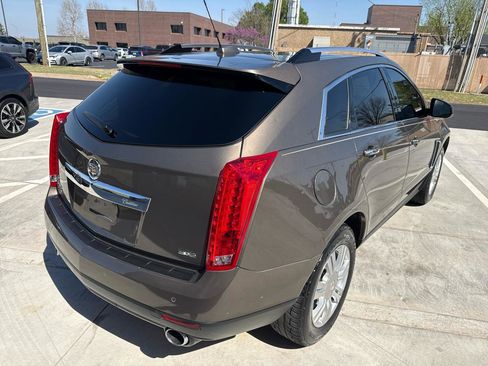 Used 2015 Cadillac SRX Luxury image 12
