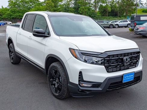 New 2026 Honda Ridgeline Black Edition image 4