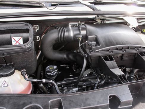 Used 2019 Mercedes-Benz Sprinter 144 Cargo image 10