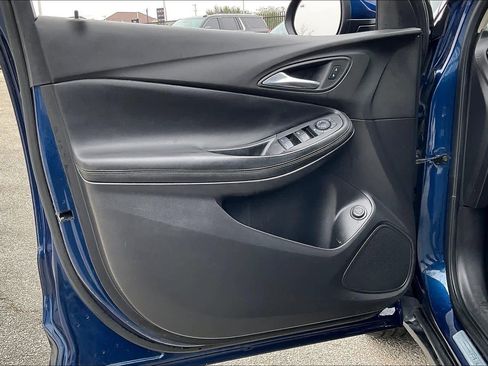 Used 2022 Buick Encore GX Select image 20