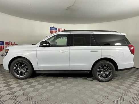 New 2026 Ford Expedition Platinum w/ Stealth Appearance Package AWD/4WD image 6