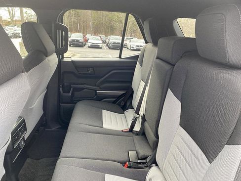 Certified 2025 Toyota 4Runner TRD Off-Road image 12