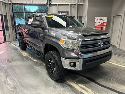 Used 2015 Toyota Tundra SR5 w/ SR5 Upgrade Package