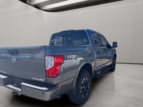Used 2019 Nissan Titan PRO-4X w/ Pro-4x Convenience Package AWD/4WD image 5