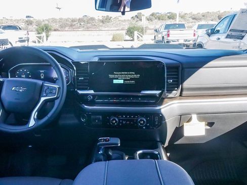 New 2026 Chevrolet Silverado 1500 LT Trail Boss w/ Convenience Package II image 12