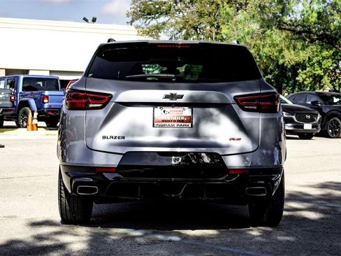 Used 2025 Chevrolet Blazer RS image 4