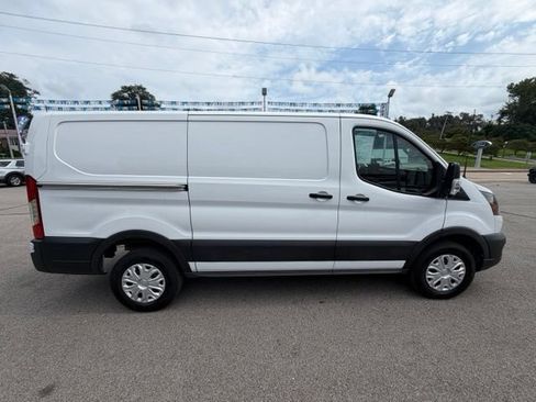 Used 2022 Ford E-Transit Low Roof w/ Load Area Protection Package RWD image 9