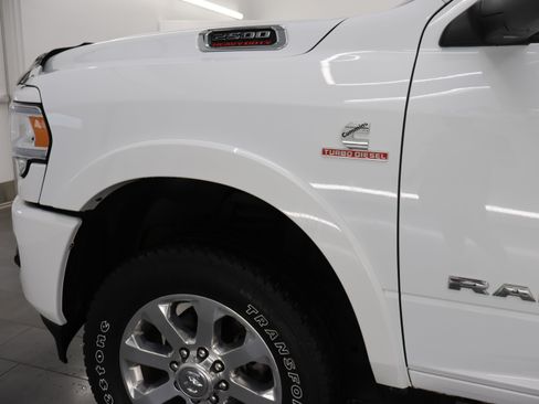 Used 2022 RAM 2500 Laramie AWD/4WD image 34