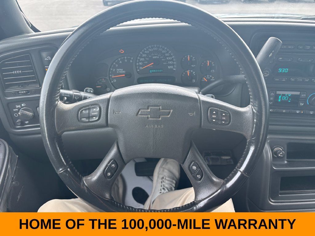 Used 2004 Chevrolet Silverado 2500 LT AWD/4WD image 15
