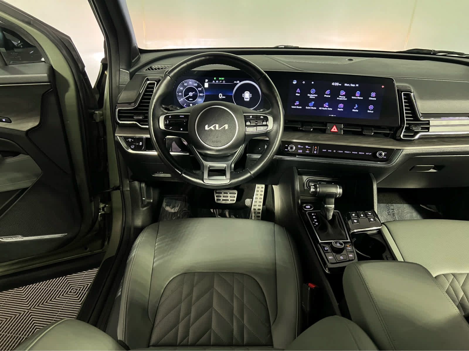 Used 2025 Kia Sportage X-Pro Prestige AWD/4WD image 13