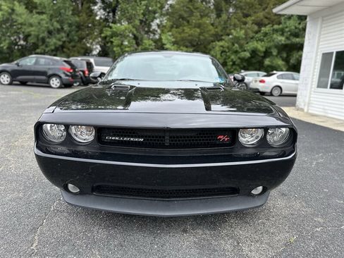 Used 2014 Dodge Challenger R/T w/ R/T Redline Group RWD image 3