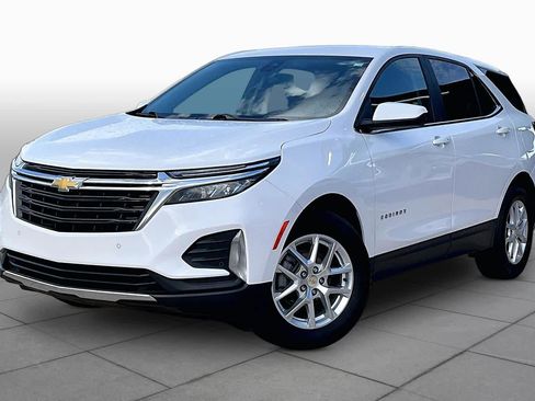 Used 2024 Chevrolet Equinox LT FWD image 3