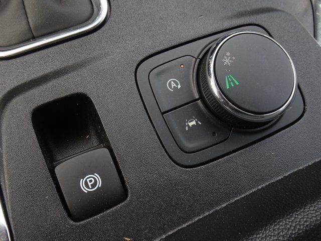 Used 2024 Chevrolet Traverse LS w/ Safety Package FWD image 19