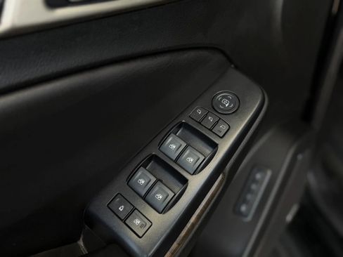 Used 2018 GMC Yukon XL Denali w/ Open Road Package image 28